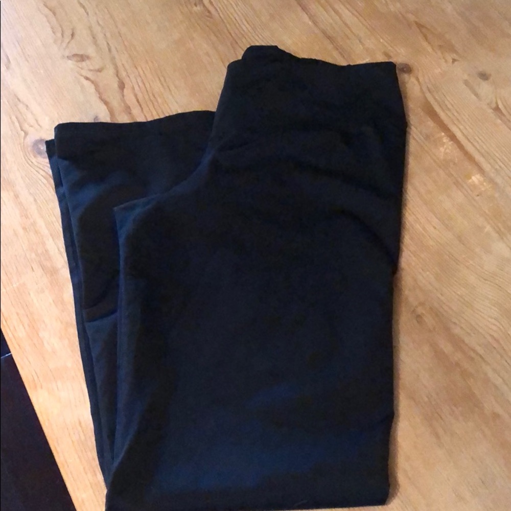 Boot legged black yoga pants